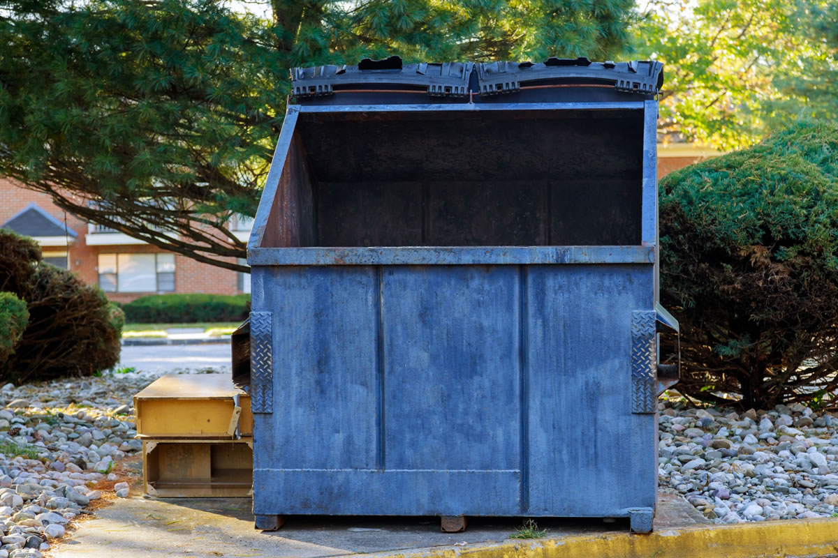 Seven Reasons to Rent a Dumpster