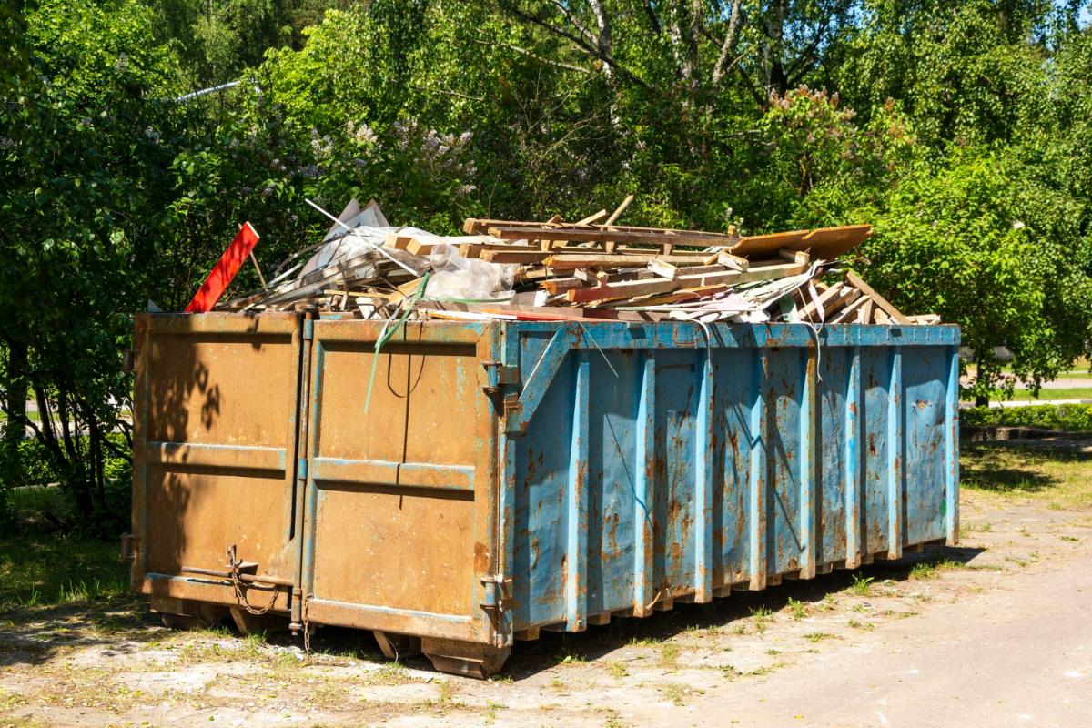 7 Business Benefits of Dumpster Rental