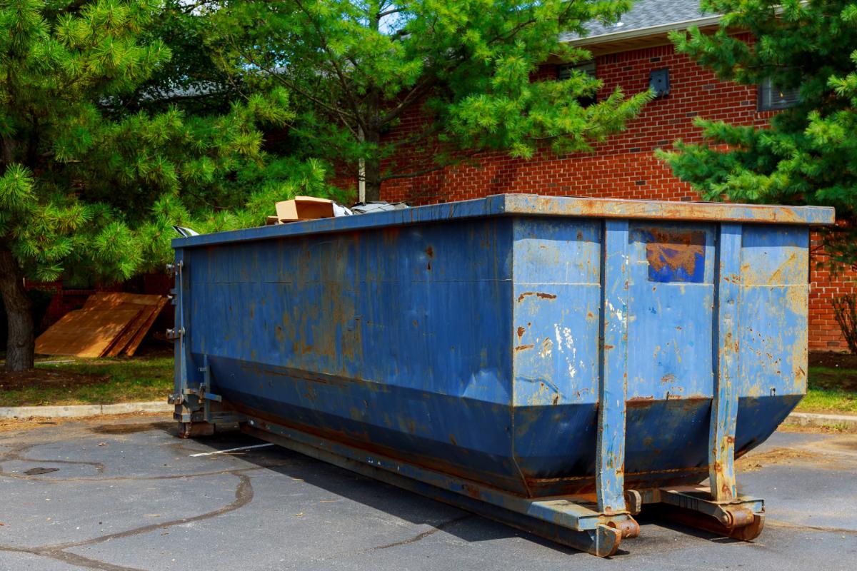 5 Benefits of Renting a Roll Off Dumpster for Your Project