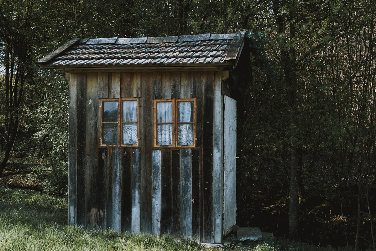 How to Tear Down a Shed: A Step-by-Step Guide