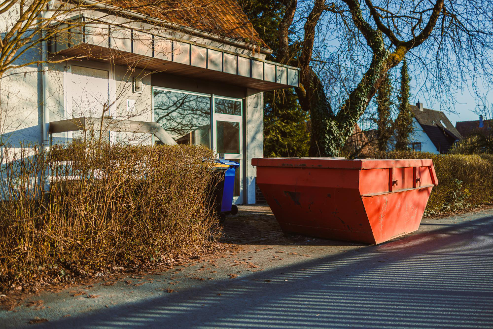 Roll Off Dumpster Sizes for Kissimmee Home Renovations