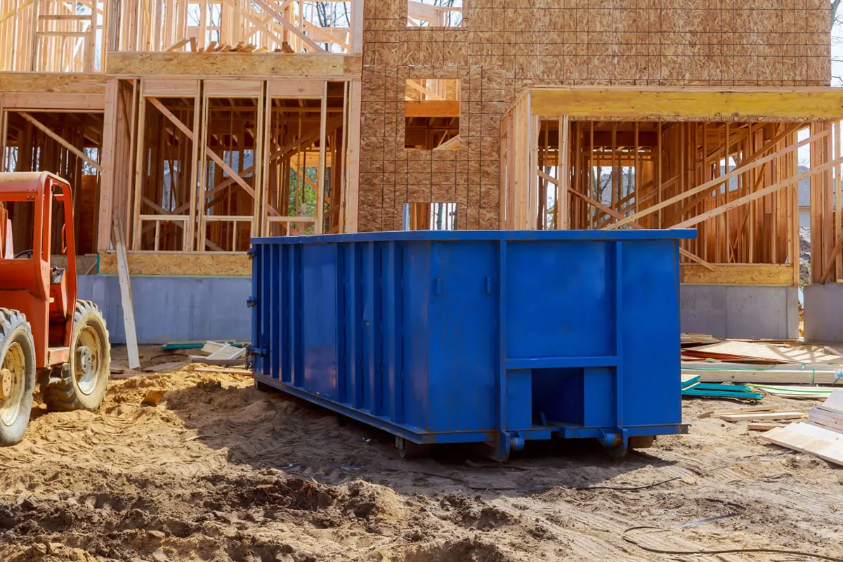 8 Reasons to Rent a Dumpster